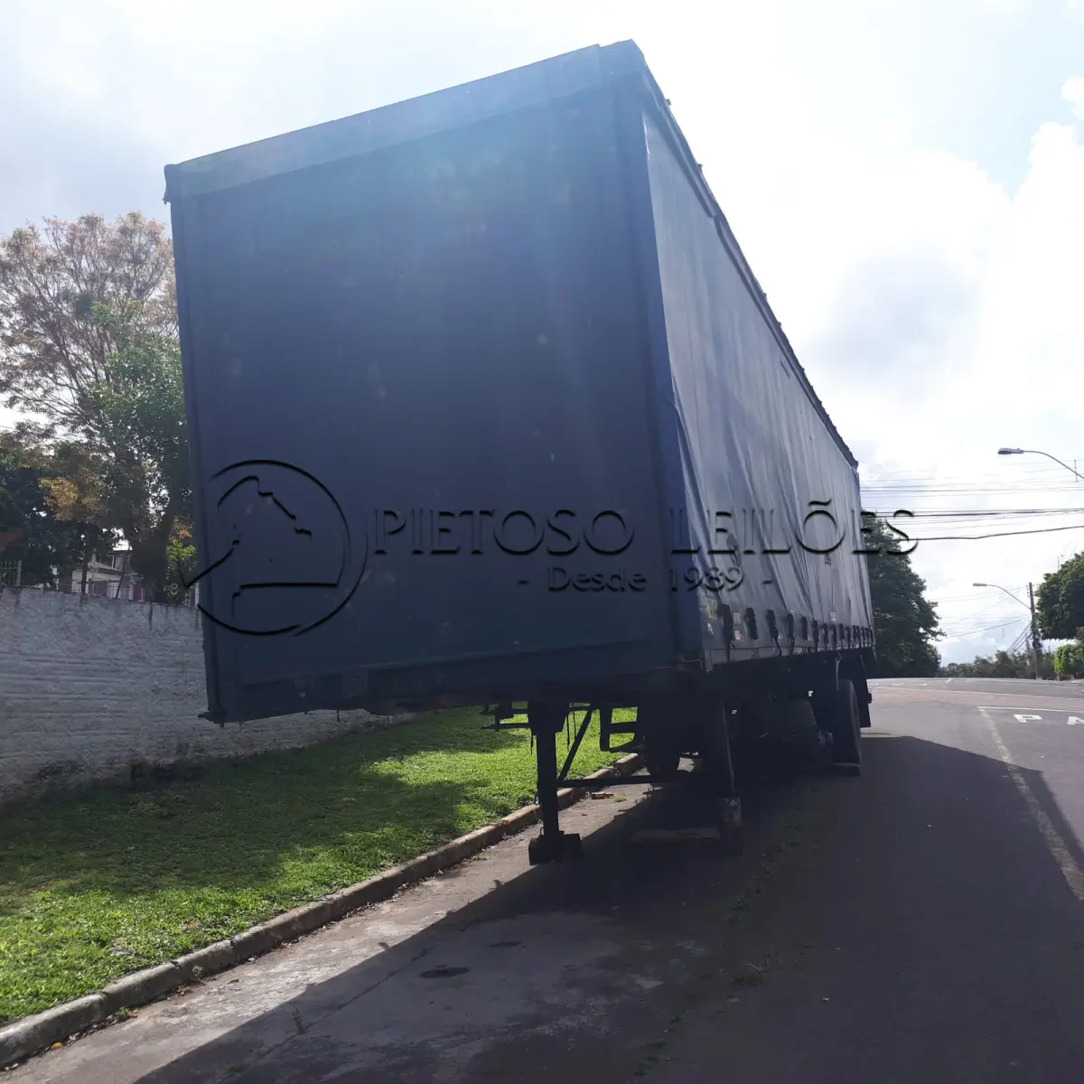 LOTE 007 - SEMI-REBOQUE - REB/KRONE, ANO/MODELO 1995/1995, PLACA ICU1286
