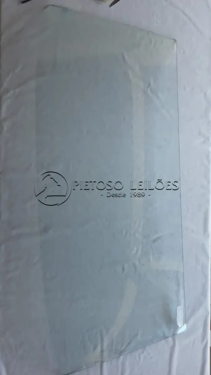 LOTE 005 - LOTE DE VIDROS AUTOMOTIVOS ANTIGOS