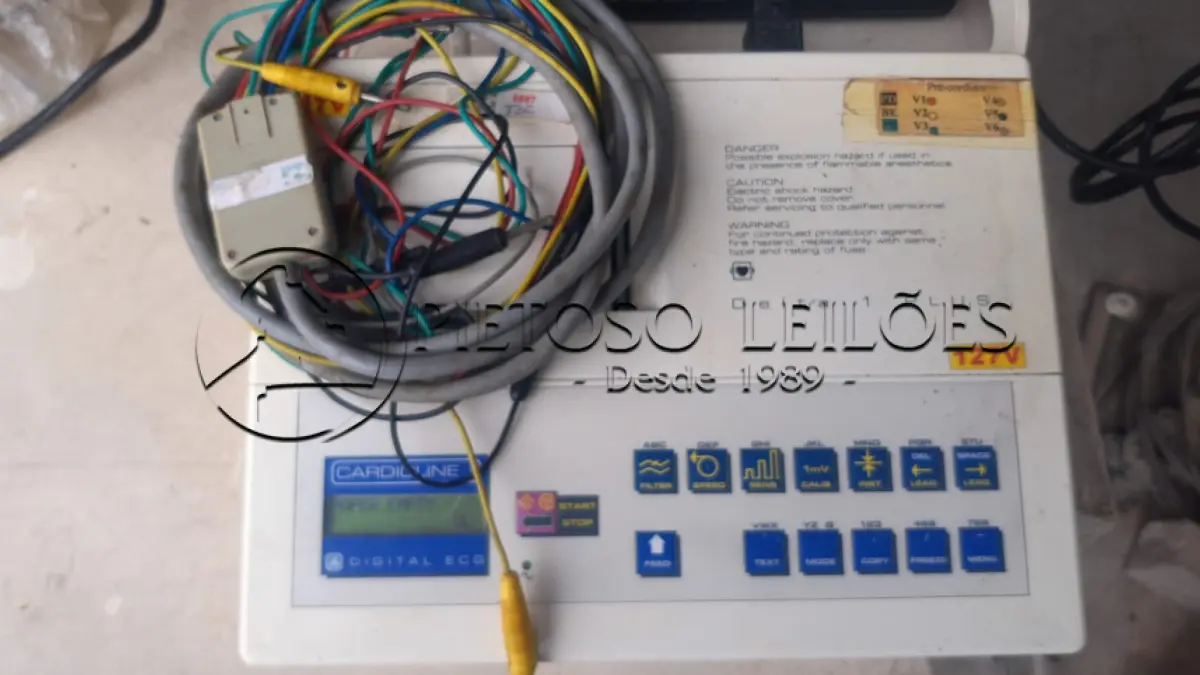 LOTE 026 - ELETROCARDIÓGRAFO MODELO DELTA 1 PLUS