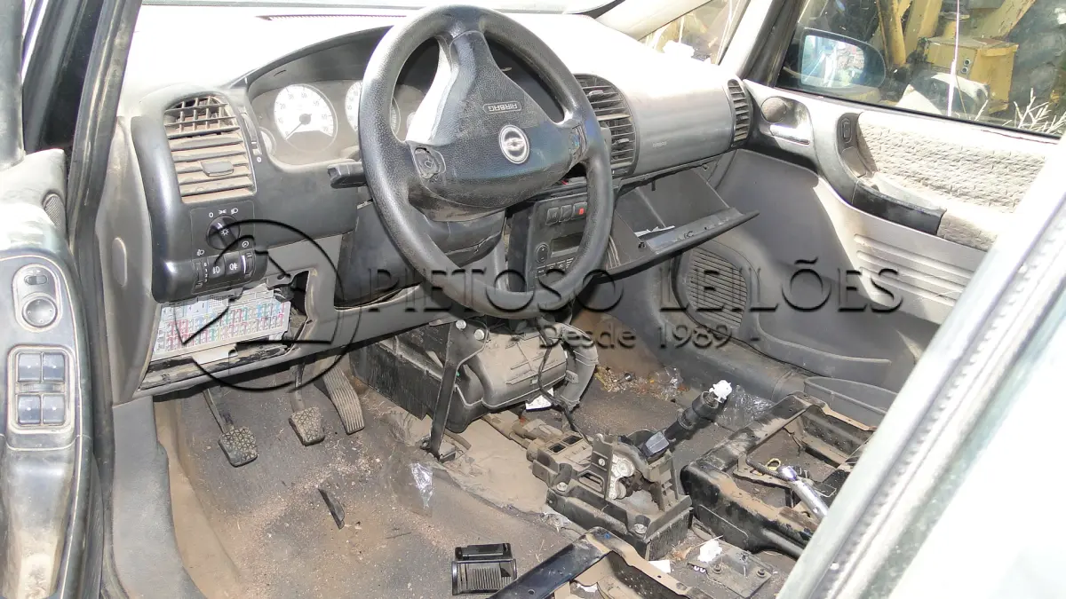 LOTE 001 - GM/ZAFIRA ELEGANCE, ANO/MODELO: 2007/2008 PLACA: IRR0014,