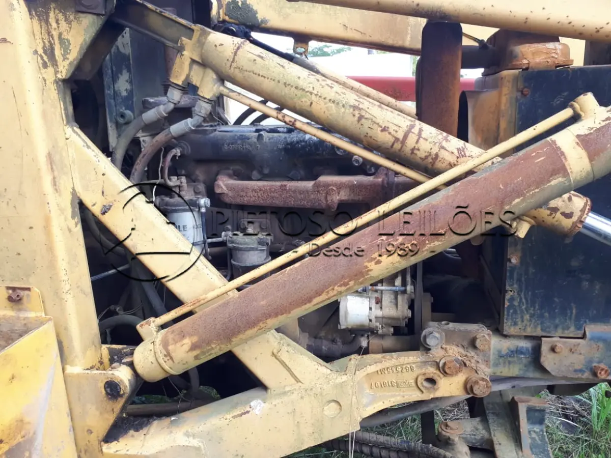 LOTE 023 - RETROESCAVADEIRA MASSEY FERGUSSON MF 96, SÉRIE 9640232831.