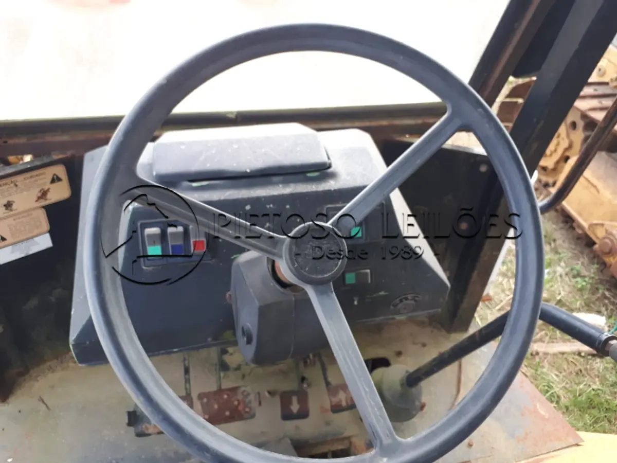 LOTE 023 - RETROESCAVADEIRA MASSEY FERGUSSON MF 96, SÉRIE 9640232831.