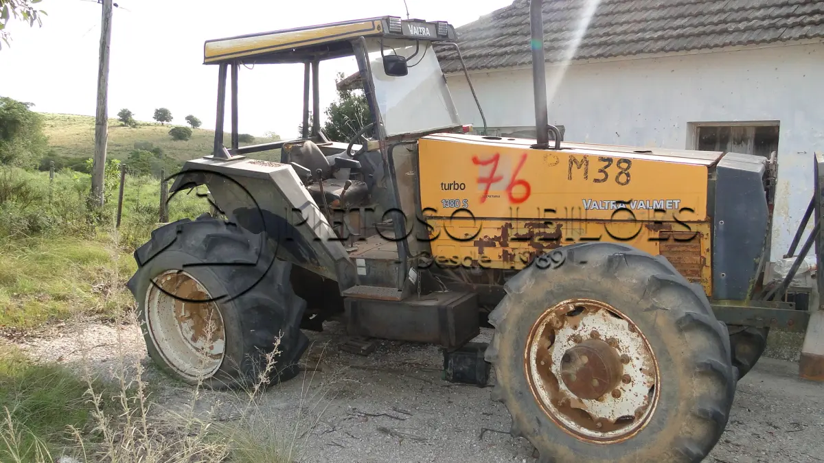 LOTE 076