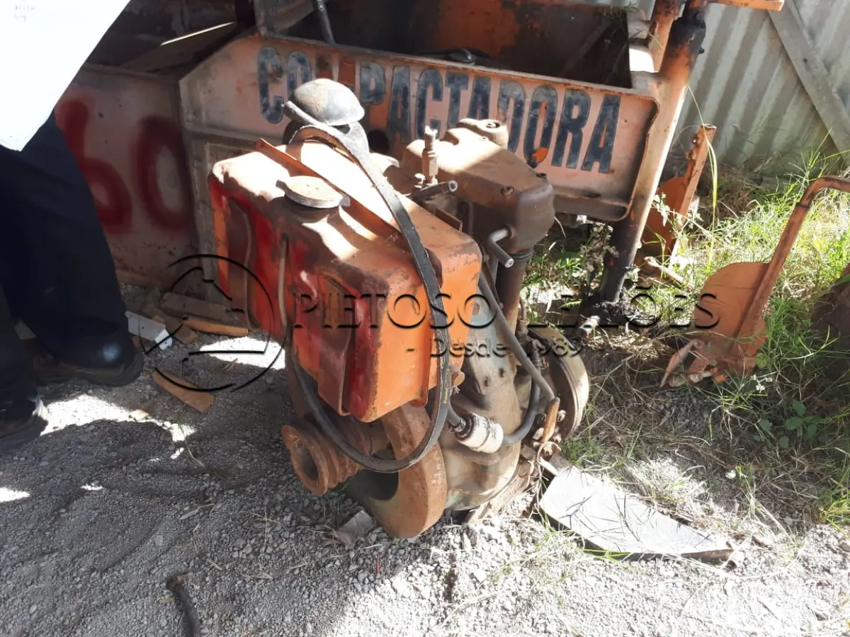 LOTE 034 - SUSPENSO - MOTOR ESTACIONÁRIO MARCA AGRALE.