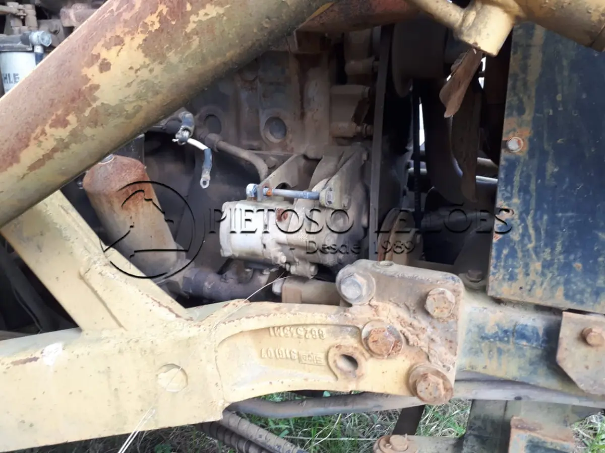 LOTE 023 - RETROESCAVADEIRA MASSEY FERGUSSON MF 96, SÉRIE 9640232831.