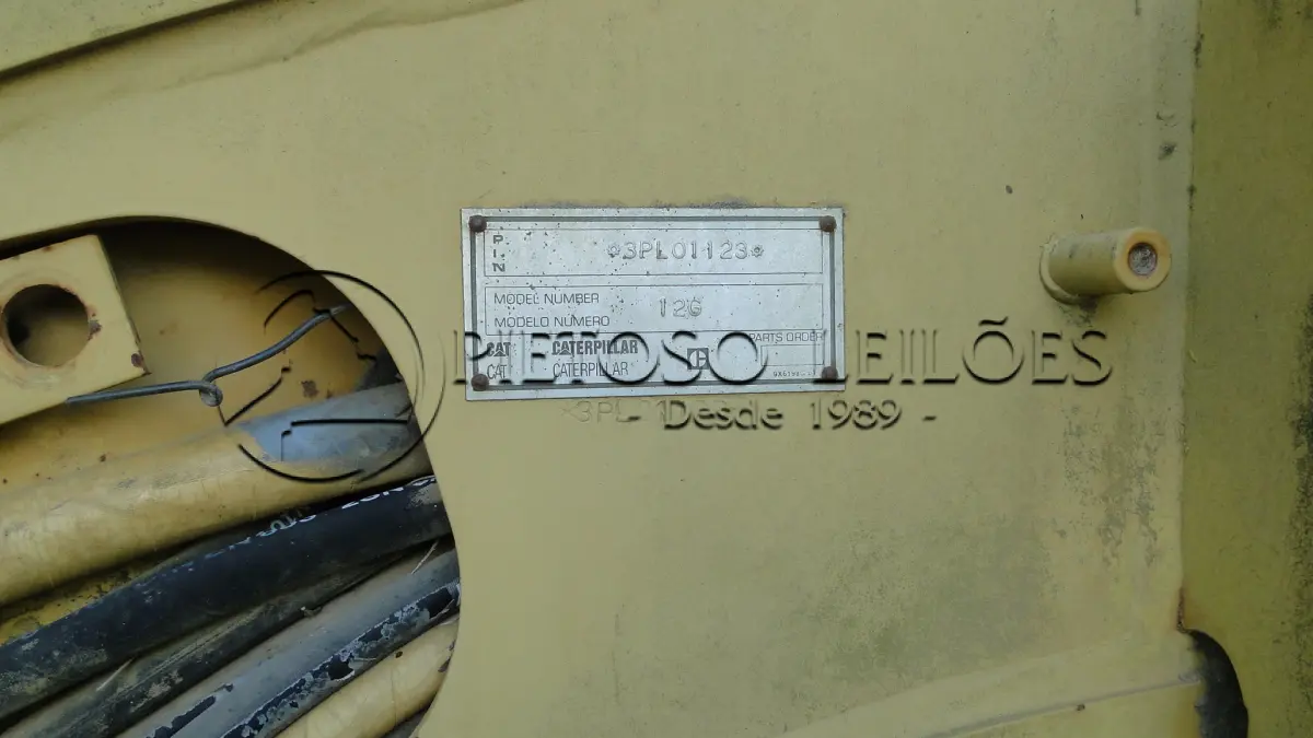 LOTE 077 - MOTONIVELADORA CATERPILLAR 12 G, Nº 3PL01123.