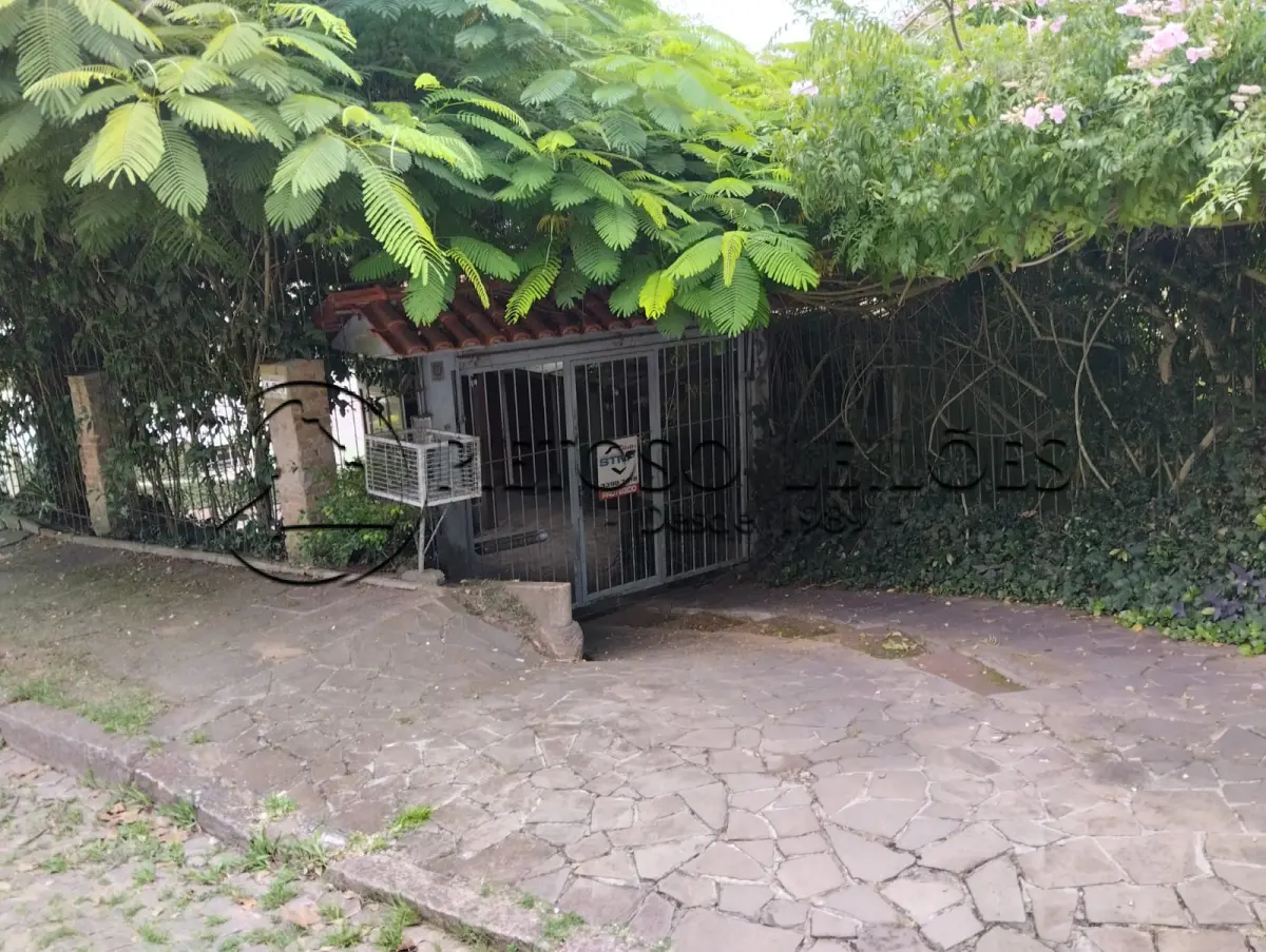 LOTE 003 - PORTO ALEGRE/RS - O PRÉDIO N° 423 DA RUA SIMÃO BOLIVAR, NO BAIRRO VILA CONCEIÇÃO