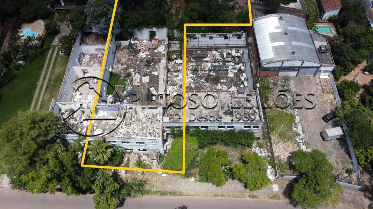 LOTE 001 - PORTO ALEGRE/RS - A CASA DE Nº 725 E PAVILHÃO DE Nº 729, SOBRE O TERRENO À AVENIDA ENGENHEIRO LUDOLFO BOEHL