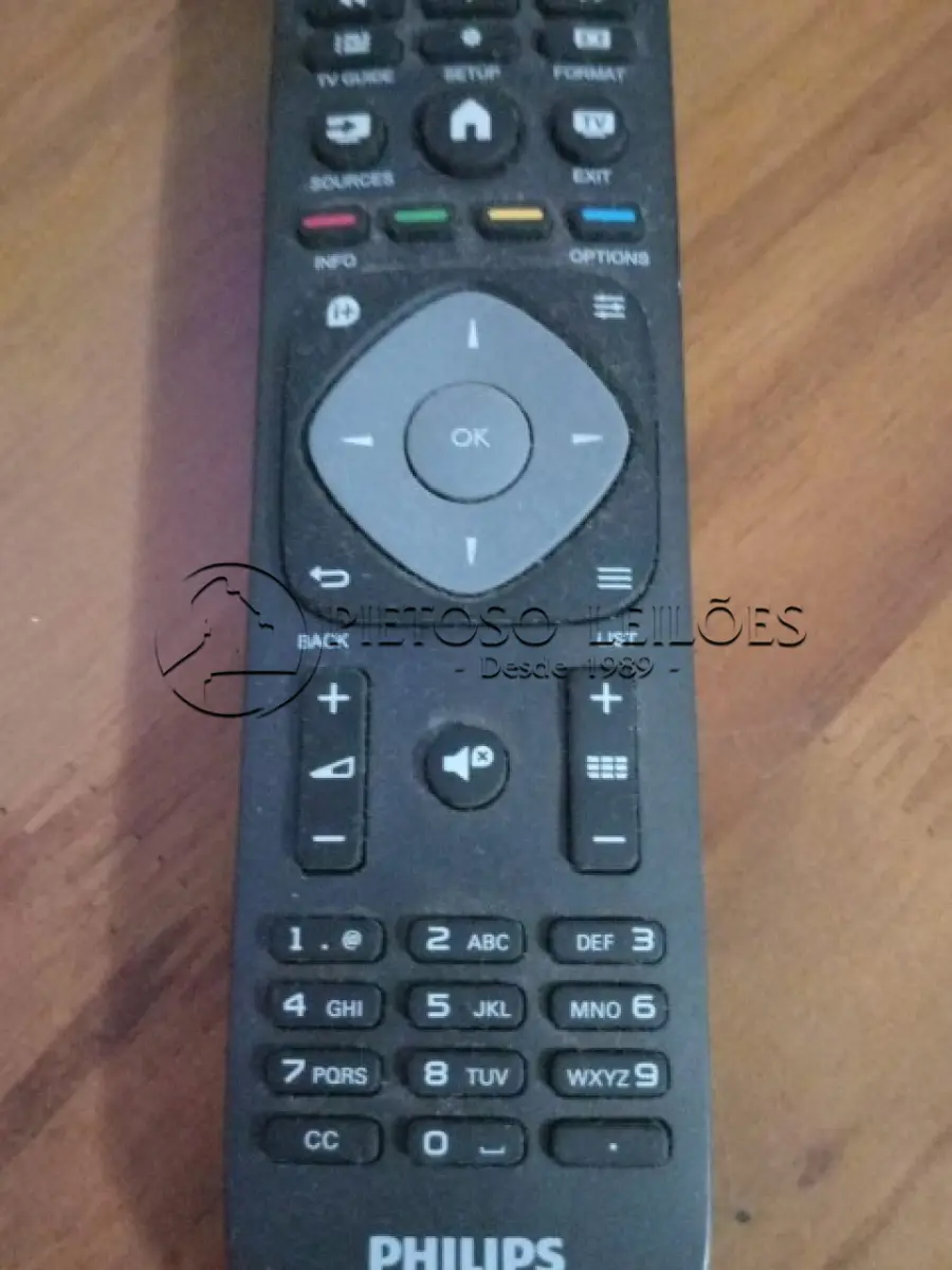 LOTE 020 - TV PHILLIPS 40"