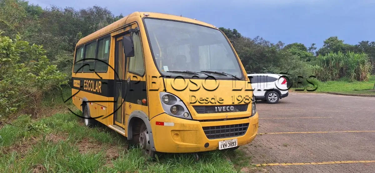 LOTE 001 - Tipo: Ônibus, Marca/Mod.: IVECO/CITYCLASS 70C17, Ano/modelo: 2013/2014, Placa: IVH3893.