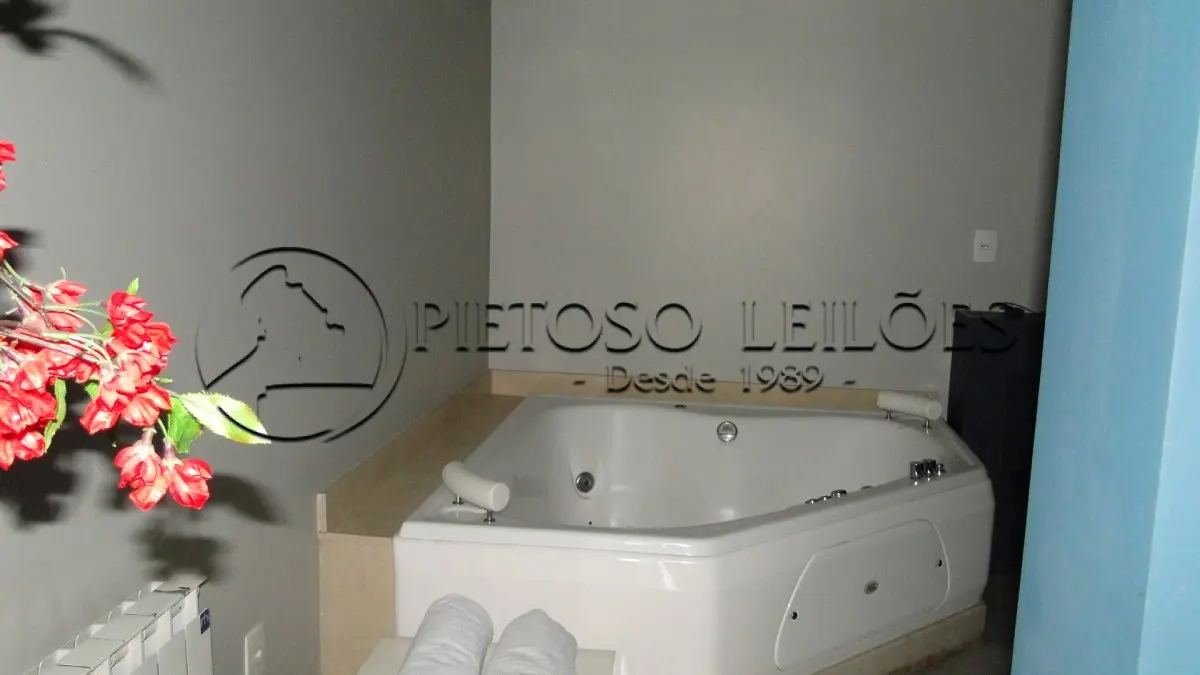 LOTE 200 - GRAMADO/RS - HOTEL MODEVIE BOUTIQUE HOTEL, NA RUA AUGUSTO ZATTI, Nº 160, CENTRO.