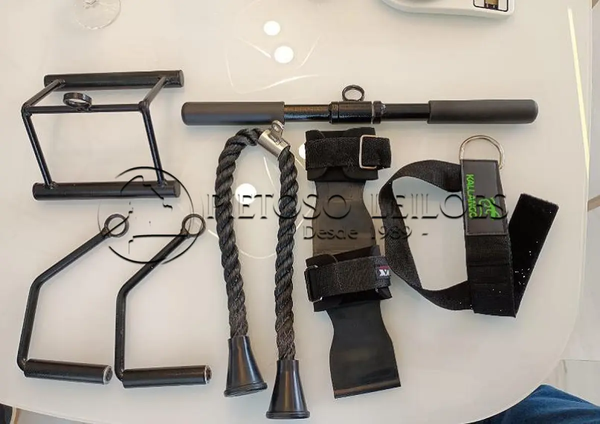 LOTE 152 - KIT ACESSÓRIOS PARA ACADEMIA