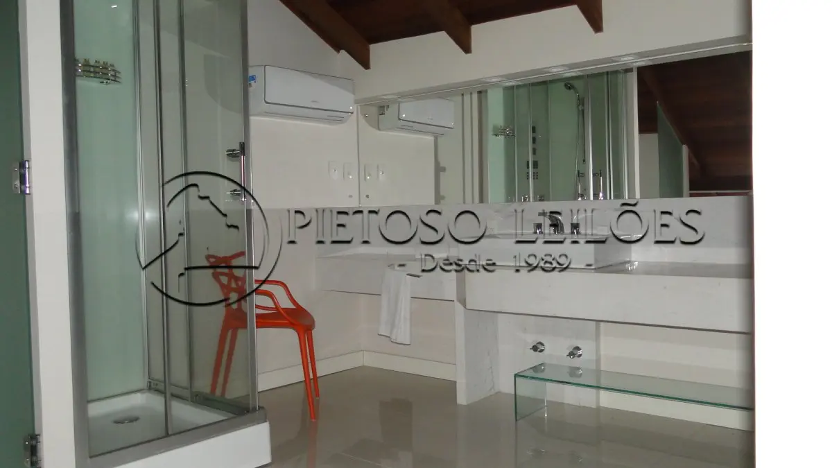 LOTE 200 - GRAMADO/RS - HOTEL MODEVIE BOUTIQUE HOTEL, NA RUA AUGUSTO ZATTI, Nº 160, CENTRO.
