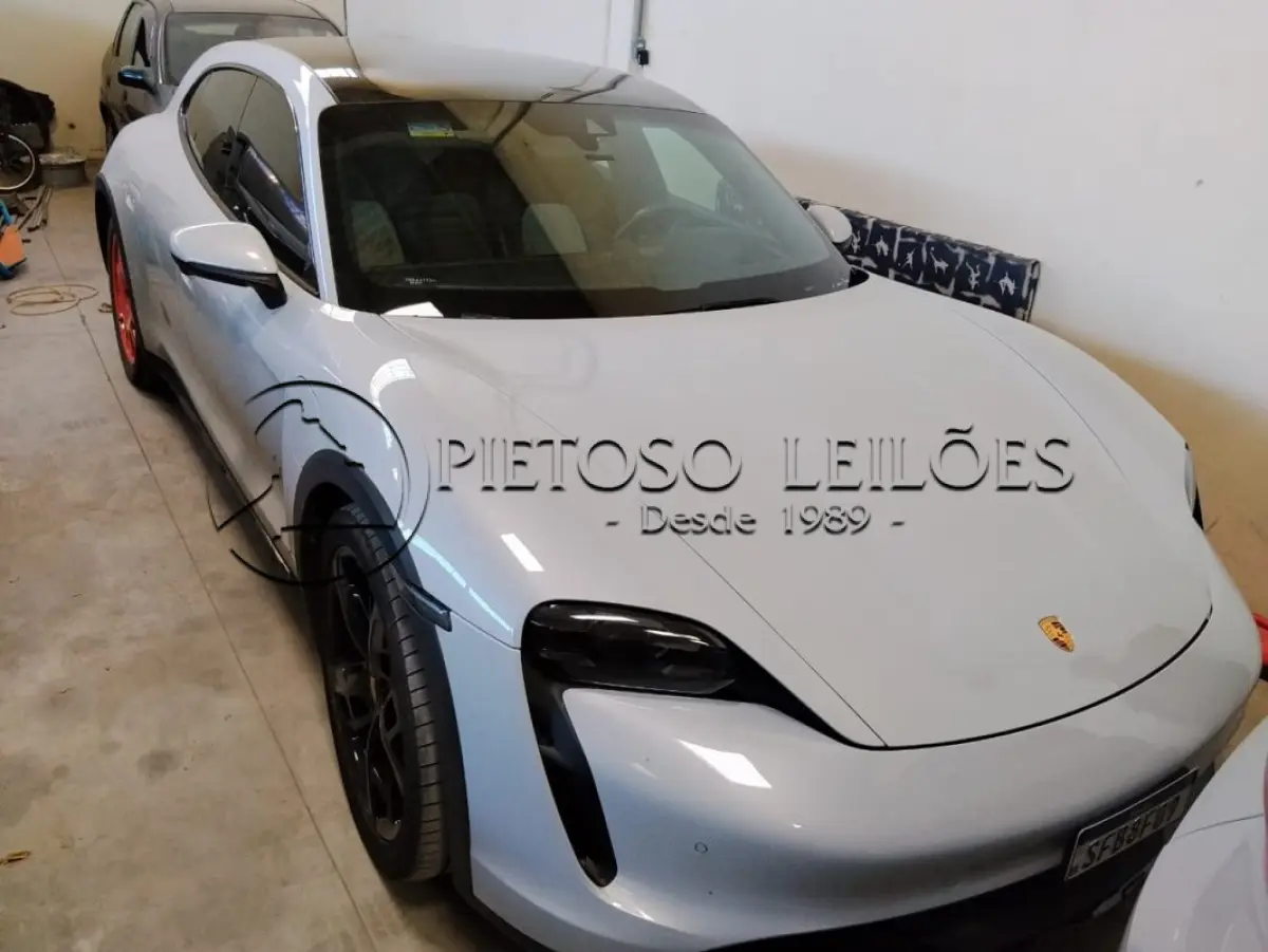 LOTE 101 - AUTOMÓVEL I/PORSCHE TAYCAN 4CT, ANO/MODELO: 2022, PLACA: SFB8F09
