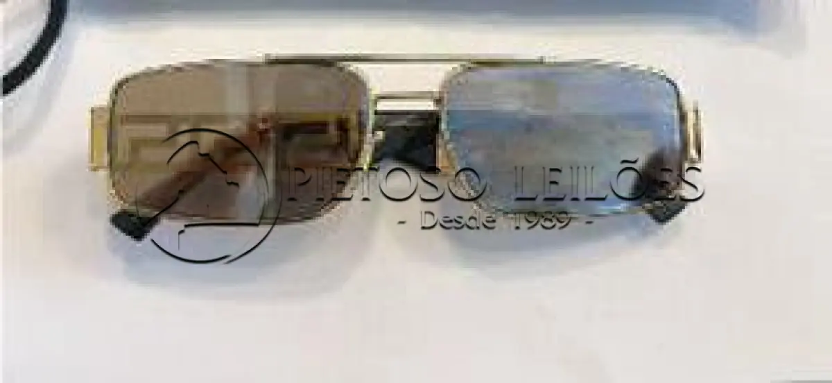 LOTE 108 - ÓCULOS DE SOL VERSACE