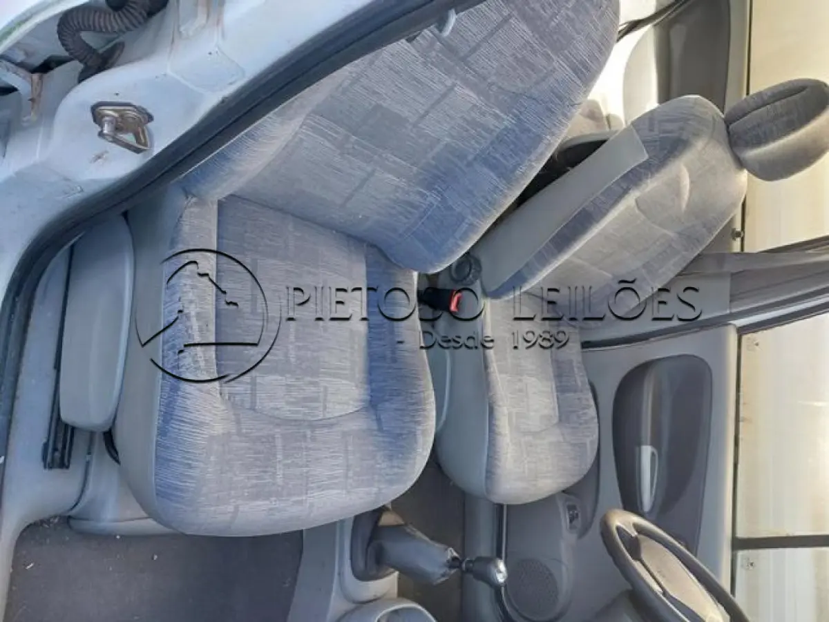 LOTE 004 - AUTOMÓVEL RENAULT/SCENIC RT1.6 16V, ANO/MODELO: 2003, PLACA: ILI9504