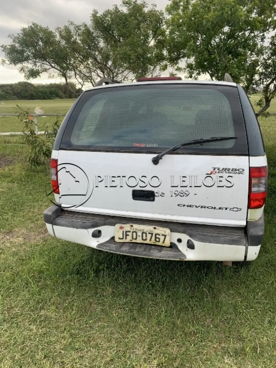 LOTE 012 - CAMIONETA GM/BLAZER COLINA 4X4, ANO/MODELO: 2007/2007, PLACA: JFO0767