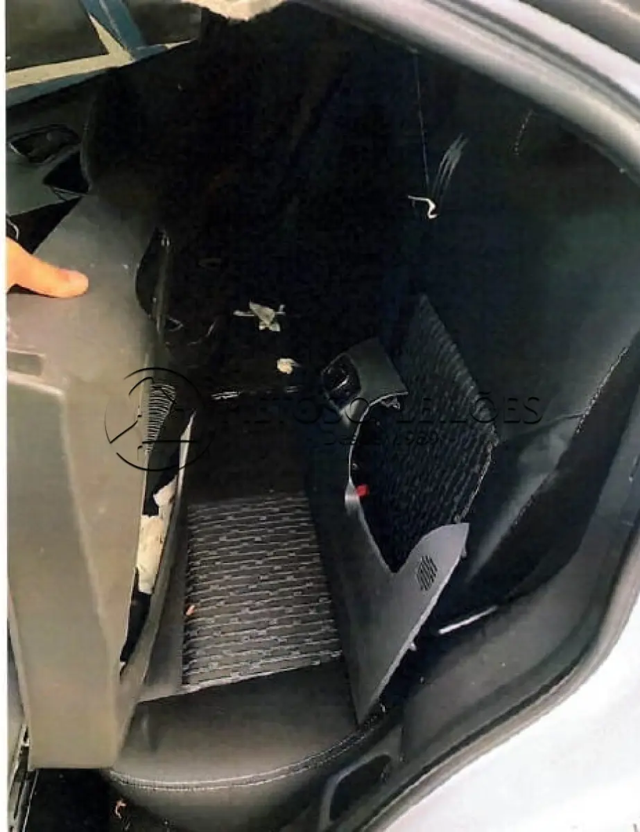 LOTE 013 - AUTOMÓVEL FORD/KA SE 1.5 HA B, ANO/MODELO: 2016/2017, PLACA: IXR0883