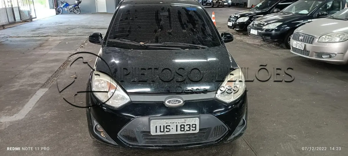 LOTE 011 - AUTOMÓVEL FORD/FIESTA 1.6 FLEX, ANO/MODELO: 2013/2014, PLACA: IUQ6967