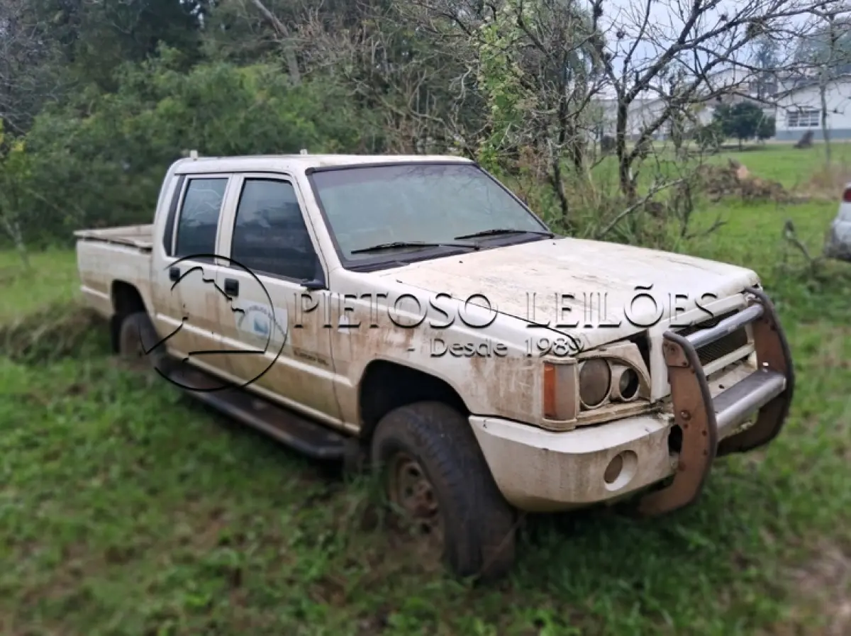 LOTE 001 - CAMINHONETE MMC/L200 4X4 GL, ANO/MODELO: 2004/2005, PLACA: IMF0305