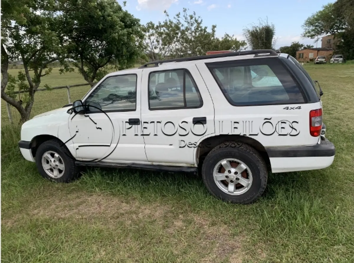 LOTE 012 - CAMIONETA GM/BLAZER COLINA 4X4, ANO/MODELO: 2007/2007, PLACA: JFO0767