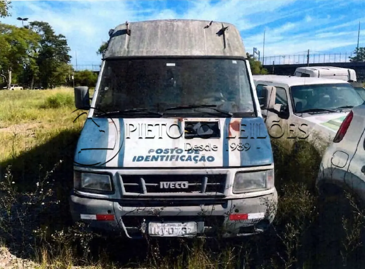 LOTE 012 - CAMINHÃO IVECO/DAILYCITY3813 VAN1, ANO/MODELO: 2005/2006, PLACA: IMV0737