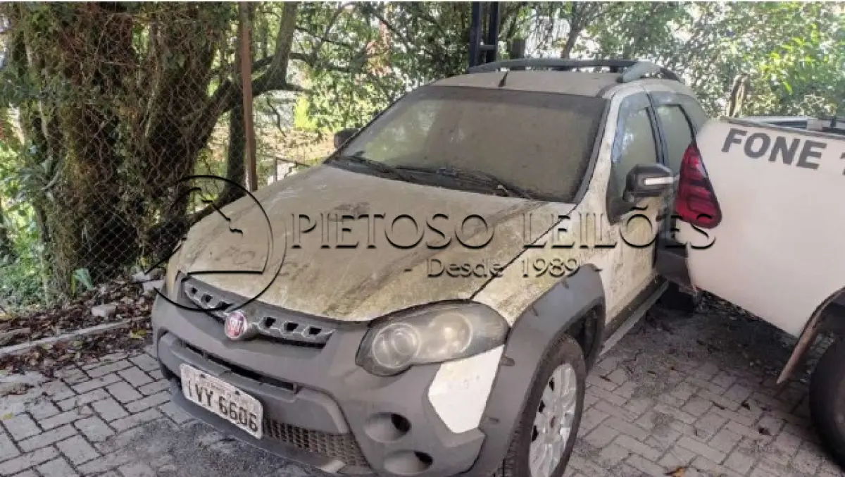 LOTE 010 - AUTOMÓVEL FIAT/WEEKEND ADVENTURE, ANO/MODELO: 2014/2015, PLACA: IVY6606