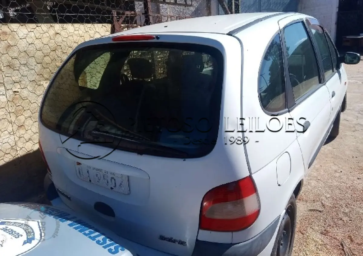 LOTE 004 - AUTOMÓVEL RENAULT/SCENIC RT1.6 16V, ANO/MODELO: 2003, PLACA: ILI9504