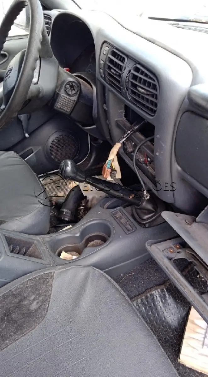 LOTE 012 - CAMIONETA GM/BLAZER COLINA 4X4, ANO/MODELO: 2007/2007, PLACA: JFO0767