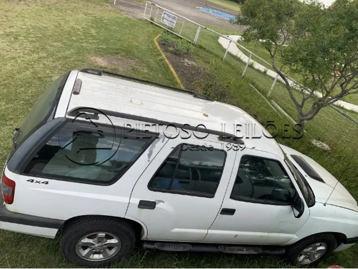 LOTE 012 - CAMIONETA GM/BLAZER COLINA 4X4, ANO/MODELO: 2007/2007, PLACA: JFO0767