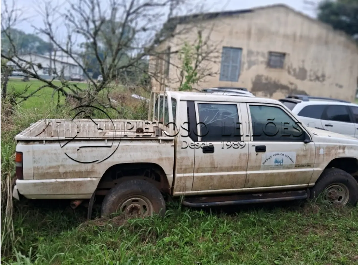 LOTE 001 - CAMINHONETE MMC/L200 4X4 GL, ANO/MODELO: 2004/2005, PLACA: IMF0305