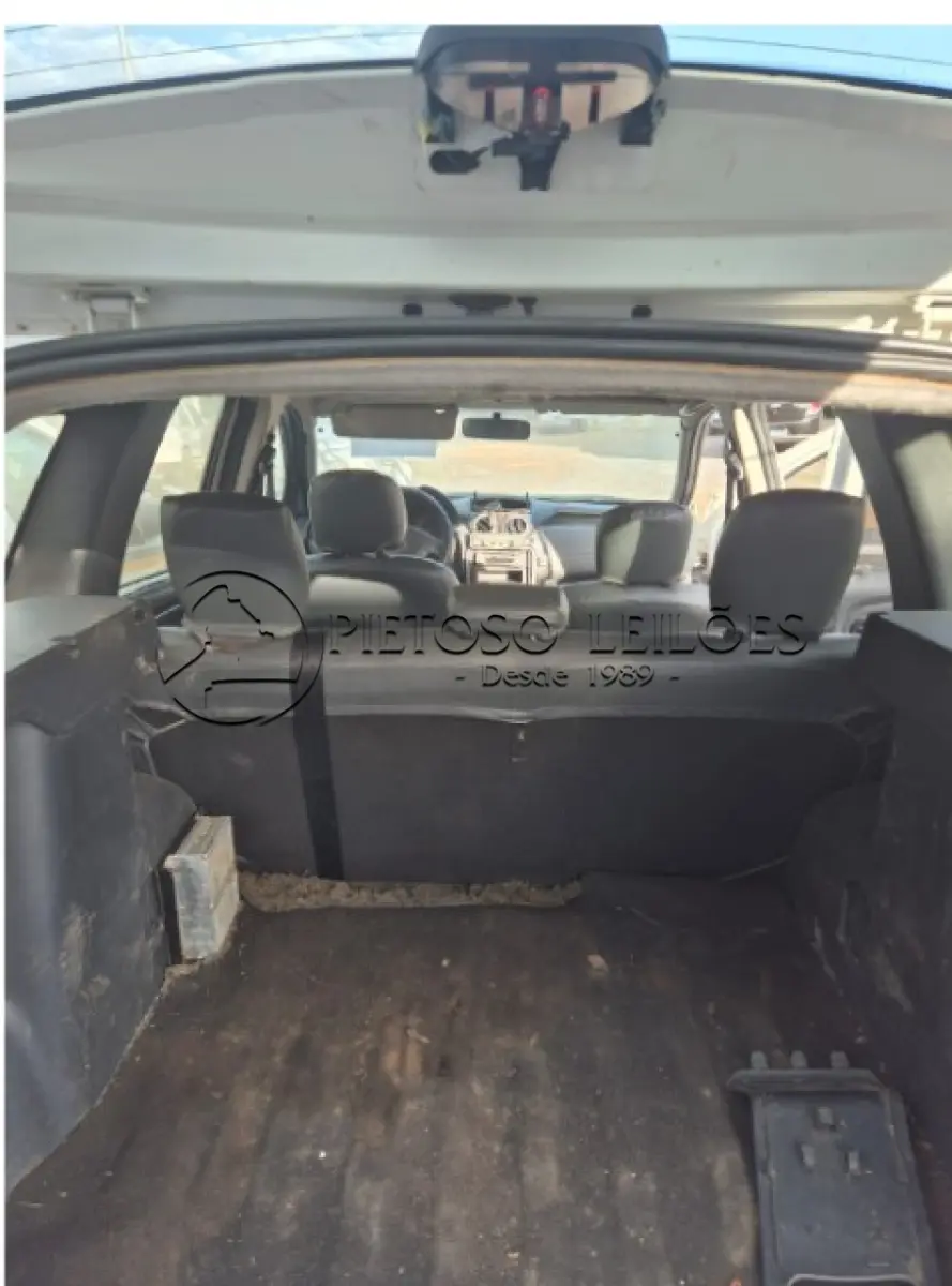 LOTE 007 - CAMIONETA RENAULT/DUSTER 16 E 4X2, ANO/MODELO: 2013/2014, PLACA: IUW6371