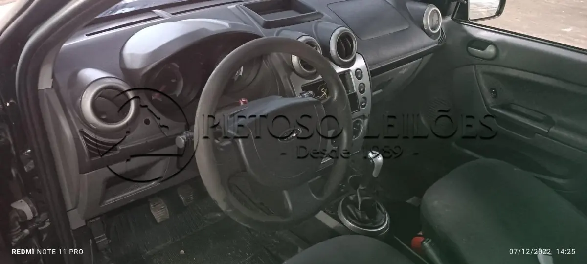 LOTE 011 - AUTOMÓVEL FORD/FIESTA 1.6 FLEX, ANO/MODELO: 2013/2014, PLACA: IUQ6967