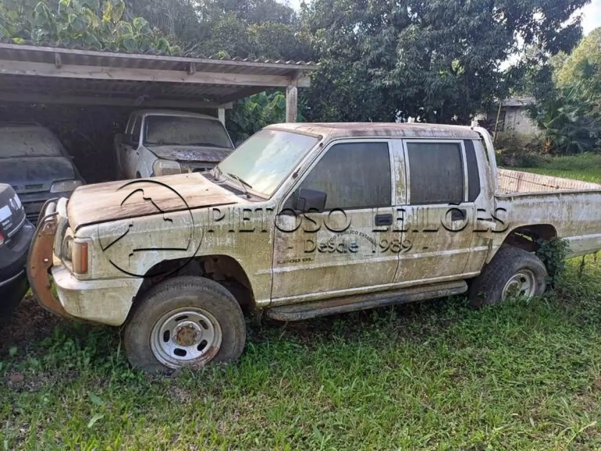 LOTE 001 - CAMINHONETE MMC/L200 4X4 GL, ANO/MODELO: 2004/2005, PLACA: IMF0305