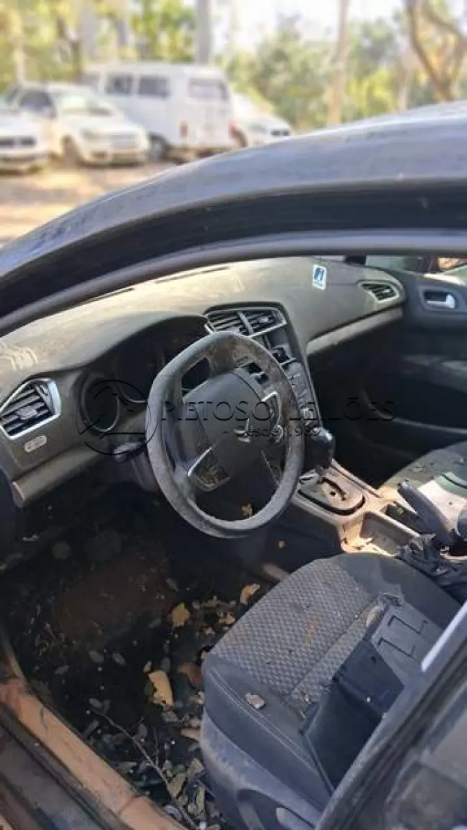 LOTE 020 - AUTOMÓVEL I/CITROEN C4L THP A ORIG, ANO/MODELO: 2016/2017, PLACA: IXS6F19,