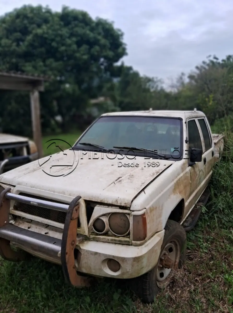 LOTE 001 - CAMINHONETE MMC/L200 4X4 GL, ANO/MODELO: 2004/2005, PLACA: IMF0305