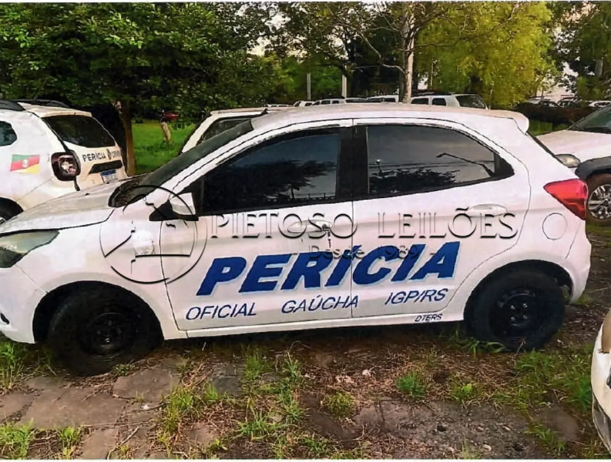 LOTE 013 - AUTOMÓVEL FORD/KA SE 1.5 HA B, ANO/MODELO: 2016/2017, PLACA: IXR0883
