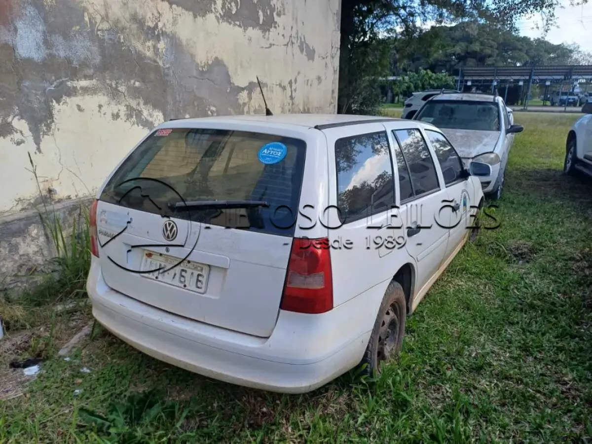 LOTE 003 - AUTOMÓVEL VW/PARATI 1.6, ANO/MODELO: 2010/2011, PLACA: IRM7616