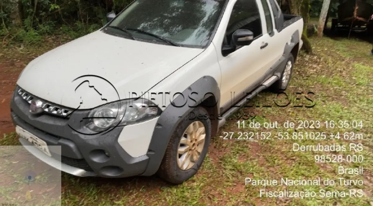LOTE 023 - CAMINHONETE FIAT/STRADA ADVENT FLEX, ANO/MODELO: 2013/2013, PLACA: IUK4284