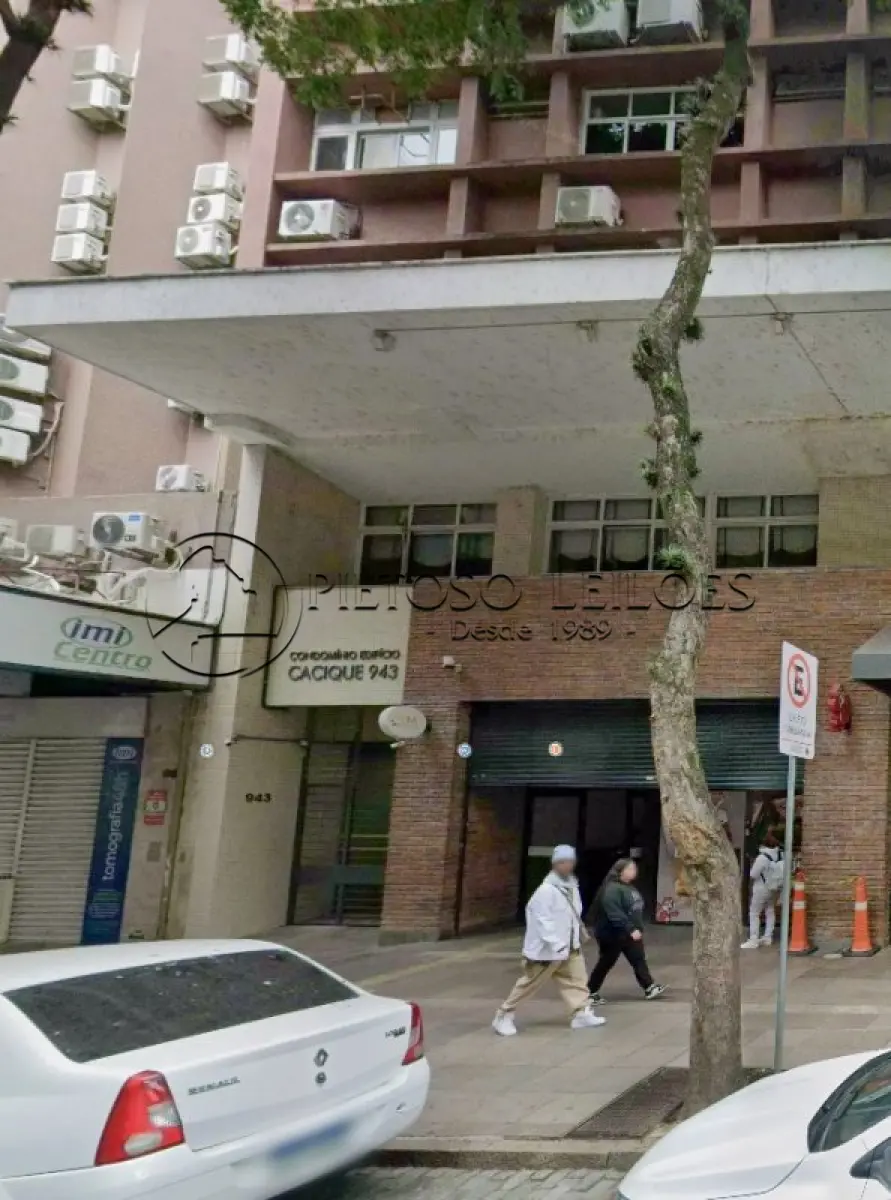 LOTE 500 - PORTO ALEGRE/RS - APARTAMENTO Nº 506 DO EDIFÍCIO CACIQUE, À RUA DOS ANDRADAS Nº 943, BAIRRO CENTRO.
