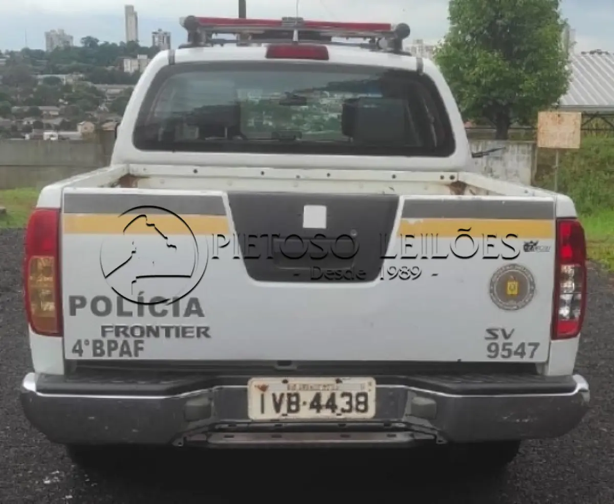 LOTE 024 - CAMINHONETE NISSAN/FRONTIER SVATK4X4, ANO/MODELO: 2013/2014, PLACA: IVB4438