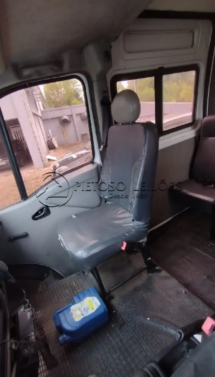 LOTE 017 - CAMINHONETE RENAULT/MASTER11M3 25DCI, ANO/MODELO: 2006, PLACA: IPC1822