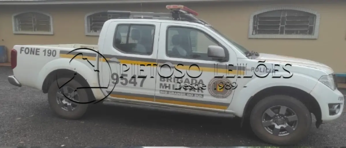 LOTE 024 - CAMINHONETE NISSAN/FRONTIER SVATK4X4, ANO/MODELO: 2013/2014, PLACA: IVB4438