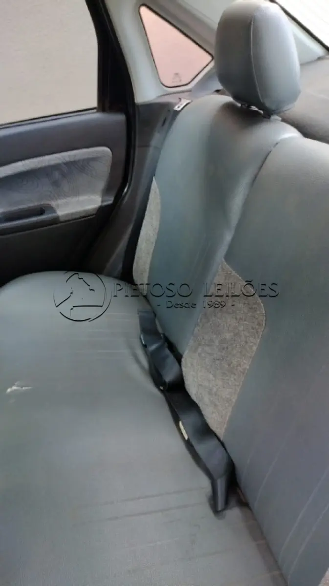 LOTE 022 - AUTOMÓVEL FORD/FIESTA SEDAN1.6FLEX, ANO/MODELO: 2008/2009, PLACA: IPC1954,