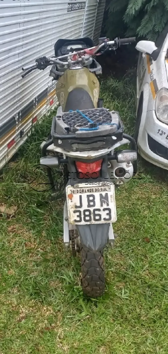 LOTE 025 - MOTOCICLETA HONDA/XRE 300, ANO/MODELO: 2012/2012, PLACA: JBM3863