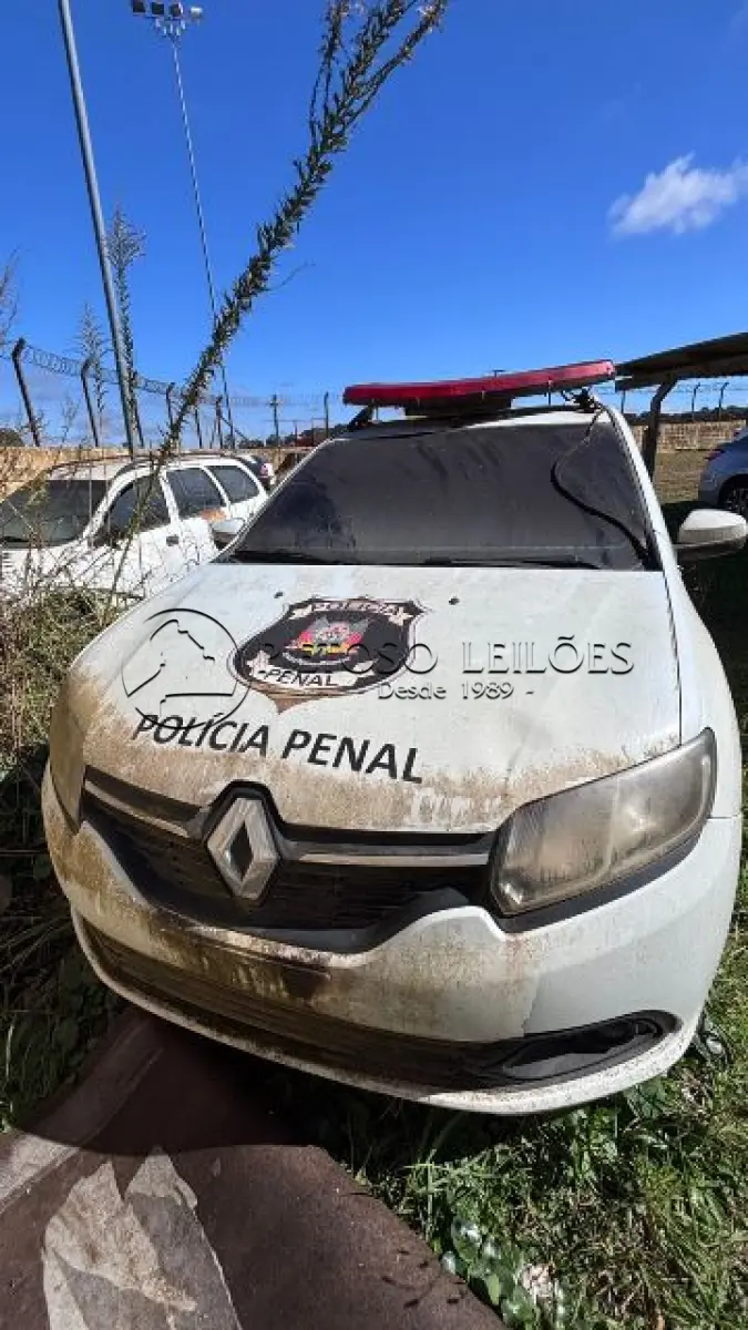 LOTE 015 - AUTOMÓVEL RENAULT/LOGAN EXPR 16 M, ANO/MODELO: 2014/2014, PLACA: IVJ1983