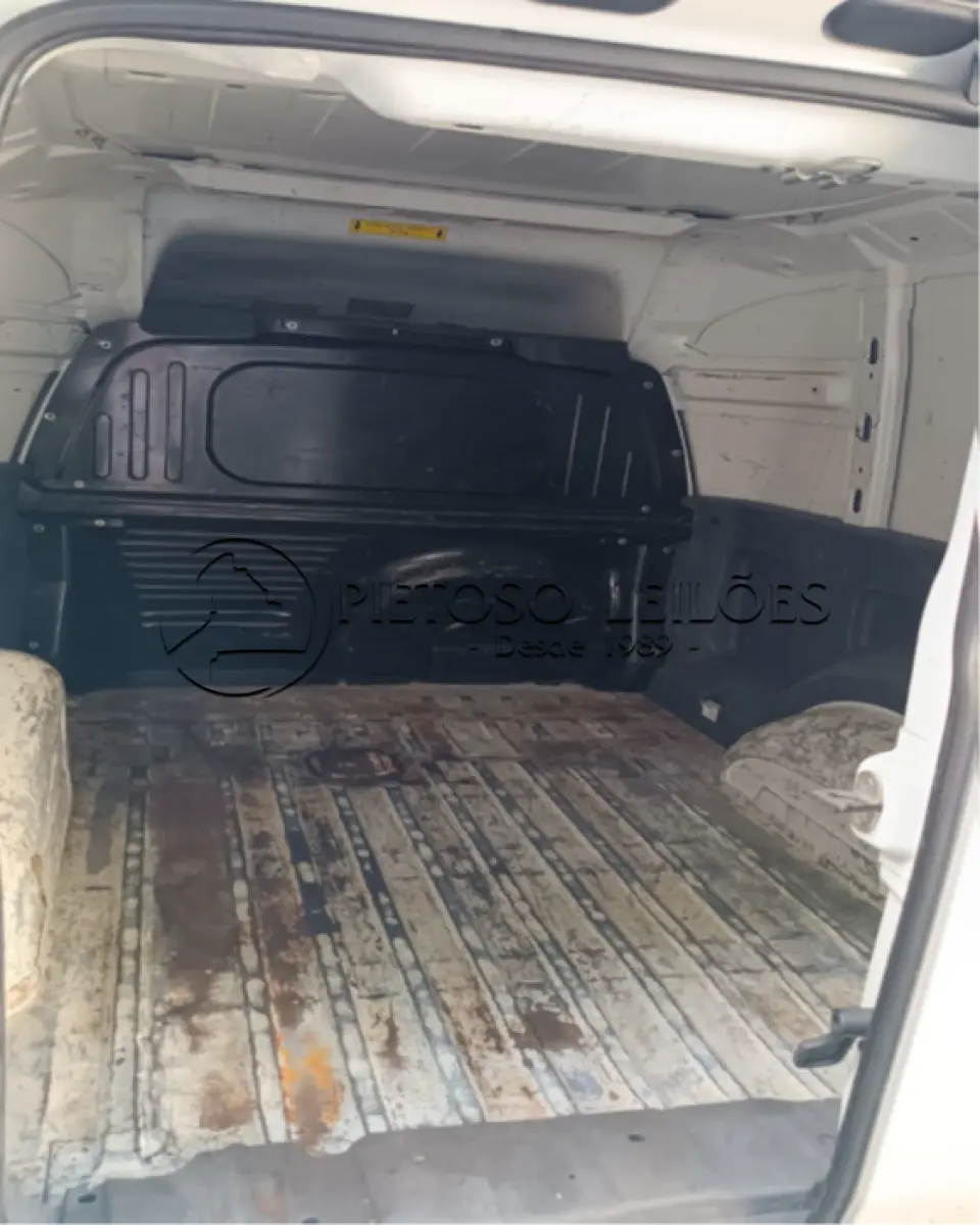 LOTE 002 - VEÍCULO FIAT/FIORINO HD WK E, ANO/MODELO: 2018/2019, PLACA: IYW6618