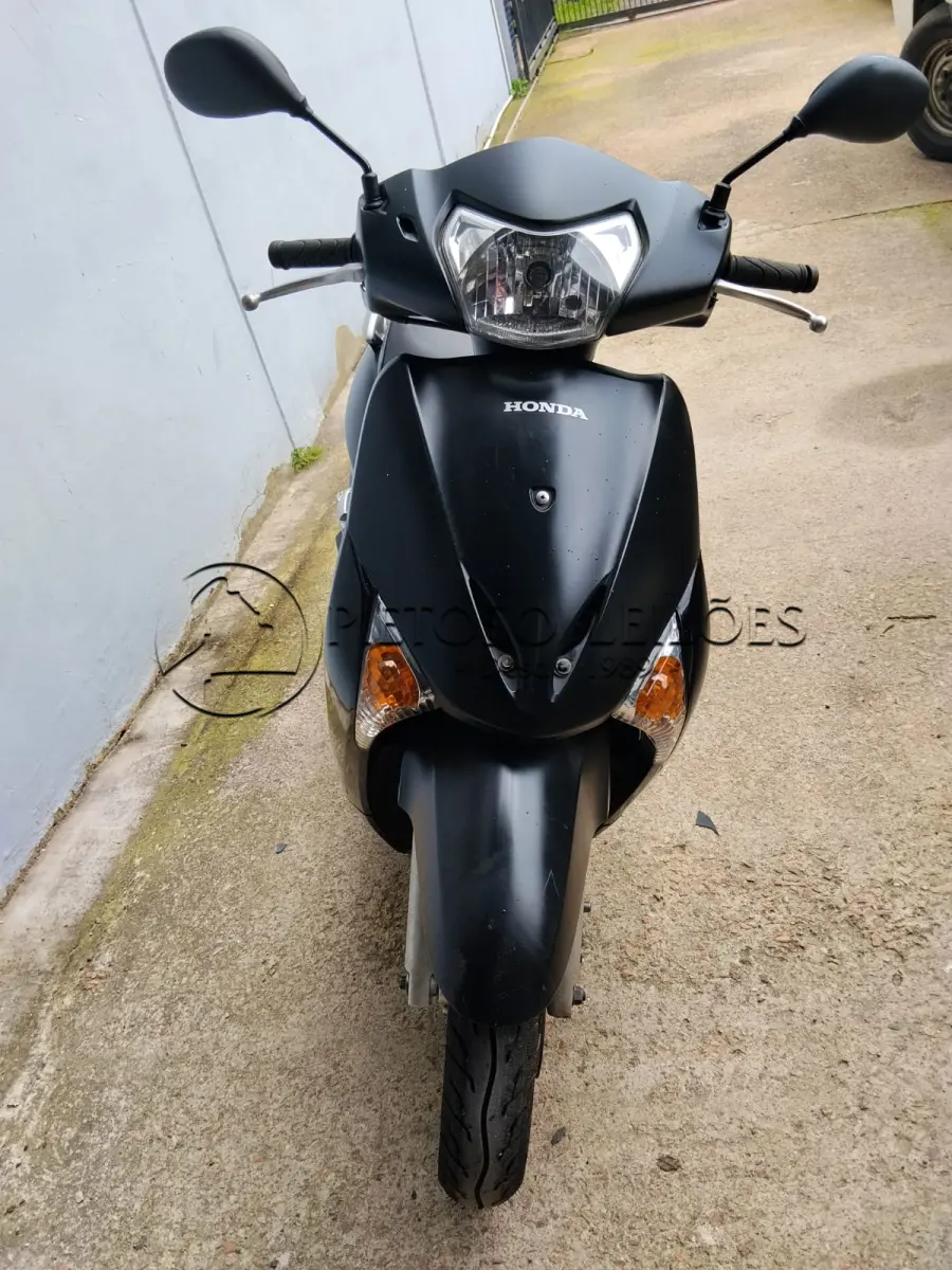 LOTE 001 - MOTONETA HONDA/LEAD 110, ANO/MODELO: 2012/2012.