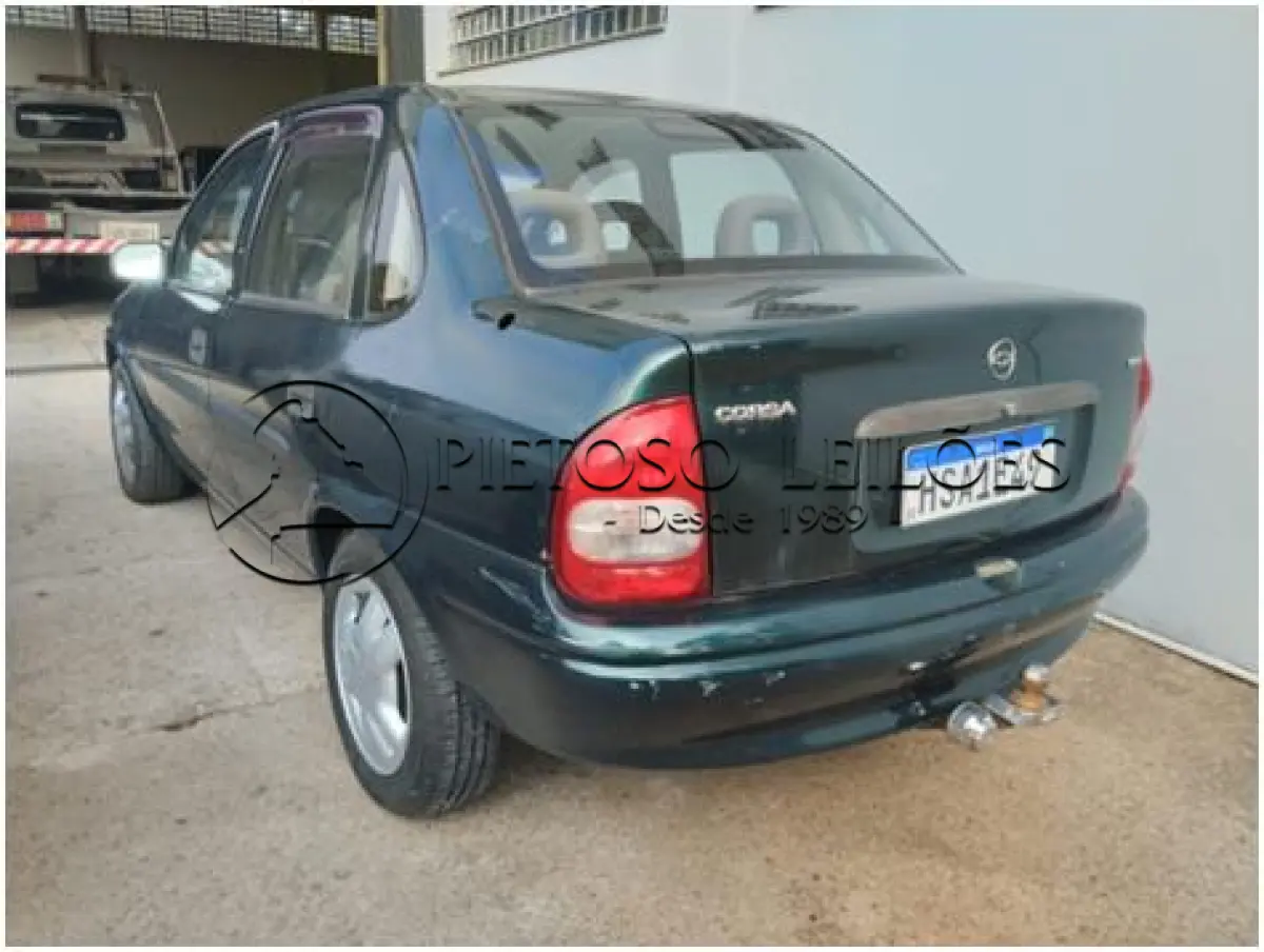 LOTE 100 - AUTOMÓVEL GM/CORSA GL 1.6, ANO/MODELO: 1997/1998, PLACA: HSA1E49