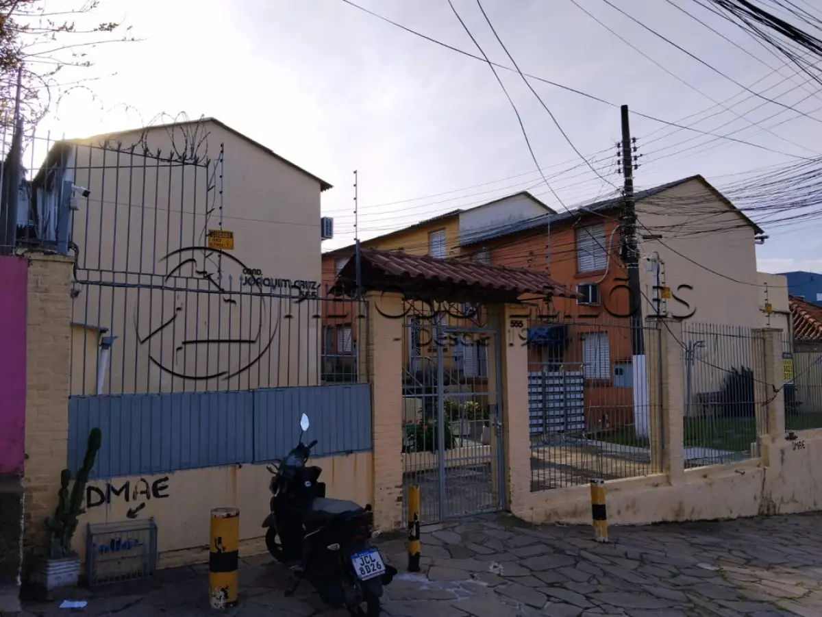 LOTE 301 - PORTO ALEGRE/RS - SOBRADO 2” DA RUA JOAQUIM CRUZ, 555, SANTO ANTÔNIO.